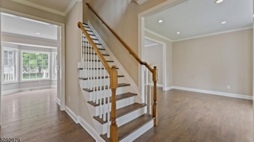 53 Winchester Ave, Hackettstown, NJ 07840-3478