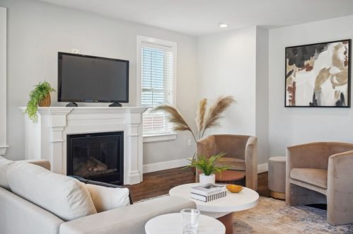 23 Downer Ave, Boston, MA