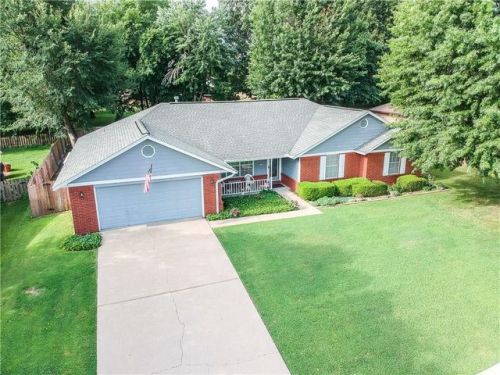 4007 Clark Ave, Springdale, AR 72762-5863