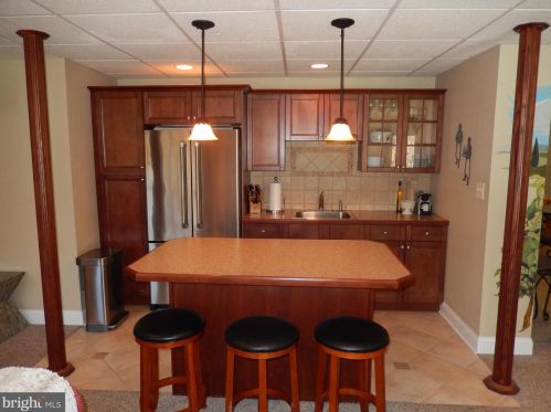 112 Parkview Cir, Media PA 19063-6317 exterior