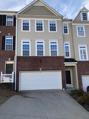 422 Saint Andrews Dr, Morgantown, WV 26508-9225