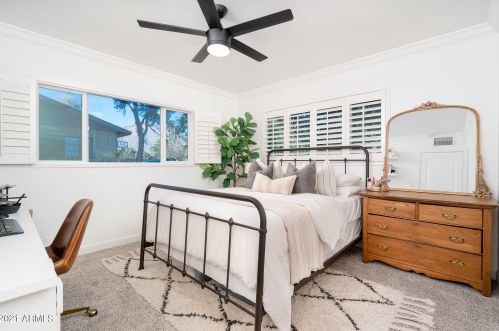 3842 50th Pl, Phoenix AZ 85018-4413 exterior