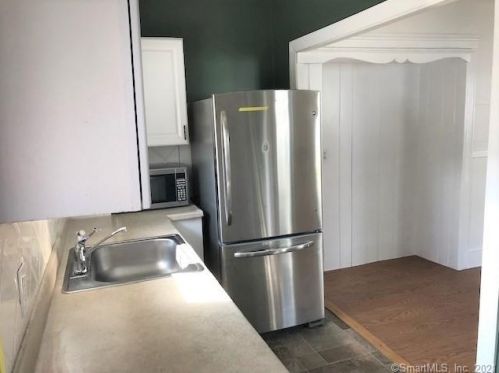 22 Osborne Ave, Norwalk CT 06855-1009 exterior