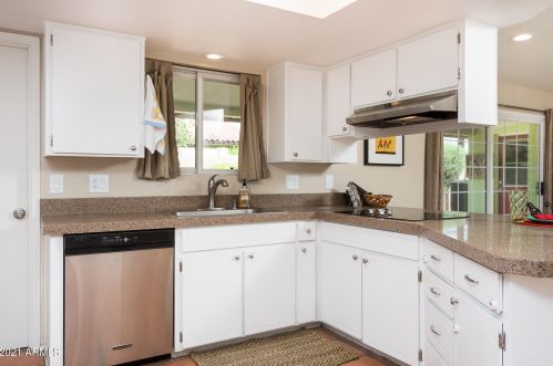 6701 21st Pl, Phoenix AZ  85016-1153 exterior