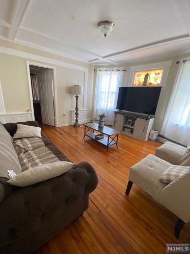 678 Market St, Paterson NJ  07513-1231 exterior