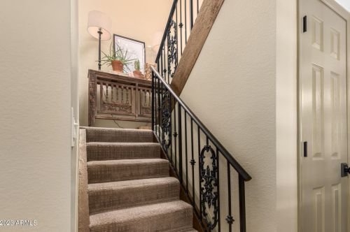 11039 11th St, Phoenix AZ  85020-5852 exterior