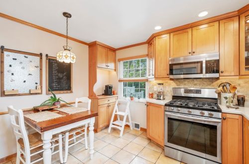 181 Penhurst Dr, Pittsburgh PA 15235-5318 exterior