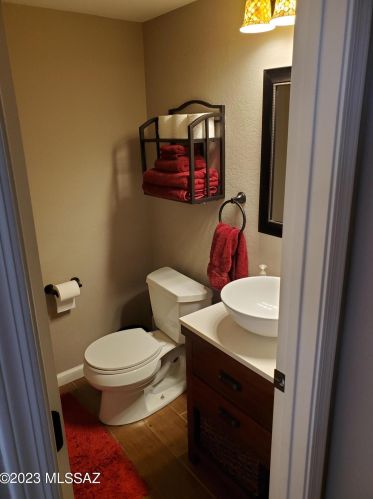 9950 Outlaw Trl, Tucson AZ  85742-8852 exterior