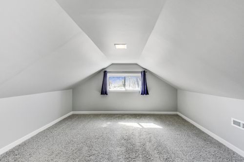 2713 77 Ave, Chicago IL 60707-1406 exterior