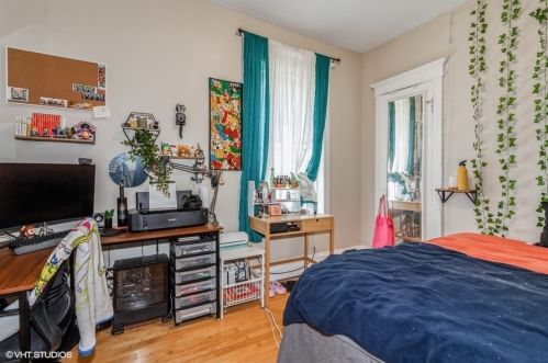 3319 Belden Ave, Chicago IL 60647-2509 exterior