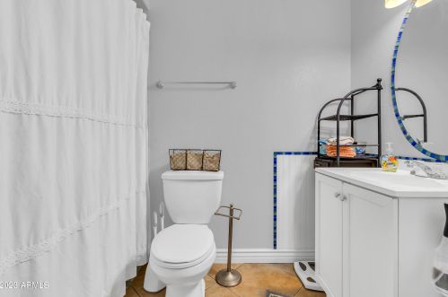 5428 Cypress St, Phoenix AZ 85003-1106 exterior