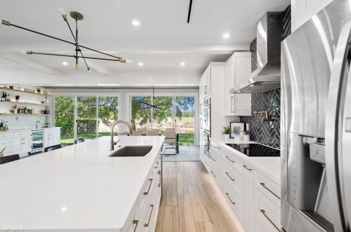 740 Cherry Blossom Ct, Naples FL 34120-1493 exterior