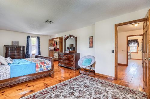 59 Pembroke Rd, Concord NH 03301-5707 exterior