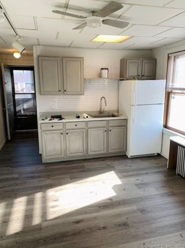 337 Allen St, New Britain CT  06053-3357 exterior