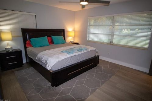 1280 Morningside Dr, Naples FL 34103-3314 exterior