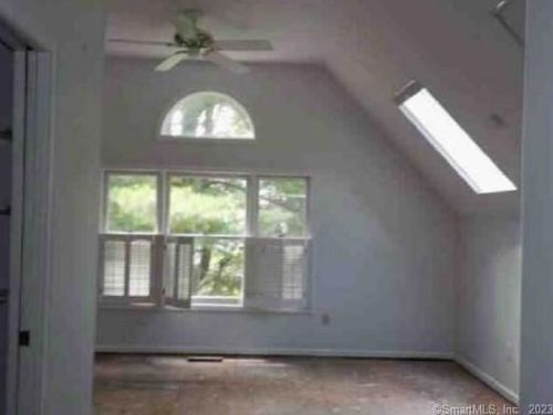 104 Grinnell St, Milford CT 06461-2406 exterior