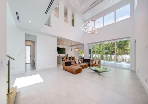 1305 4th Ct, Boca Raton FL  33432-1408 exterior