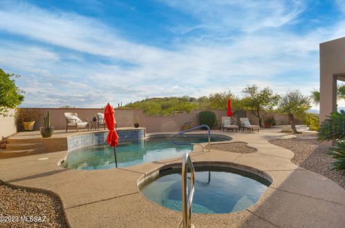 3632 Camino De Jaime, Tucson AZ  85718-7432 exterior