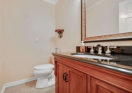 1673 Executive Park Ln, Atlanta GA 30329-3132 exterior