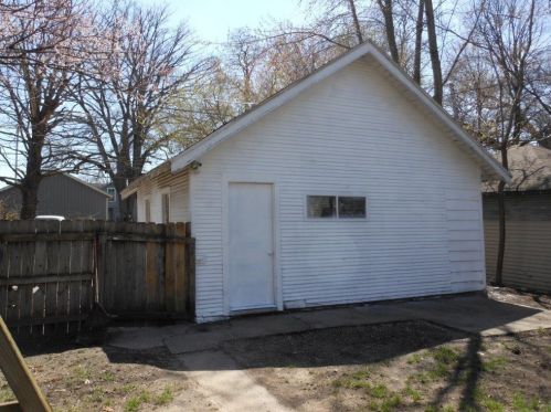 765 Larch Ave, Meskegon MI 49441-2319 exterior