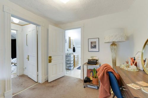 934 Juno Ave, Saint Paul MN 55102-3713 exterior