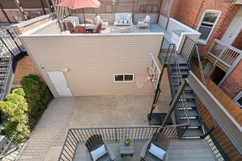 3705 Magnolia Ave, Chicago IL 60660-1496 exterior