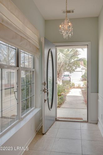 19 Beaufort Riv Rd, Bluffton SC 29909-6220 exterior