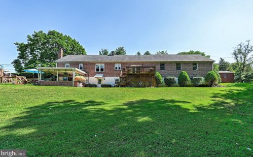 1000 Littlestown Rd, Littlestown PA 17340-9442 exterior