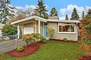 3554 100th St, Seattle, WA 98146-3616