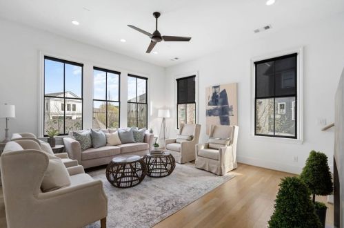 585 Bismark Rd, Atlanta GA 30324-4102 exterior