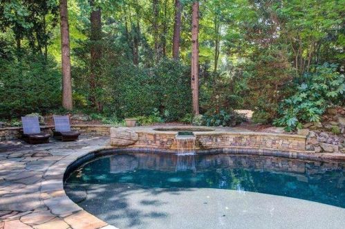 700 Brookwoods Trce, Atlanta GA 30342-2473 exterior