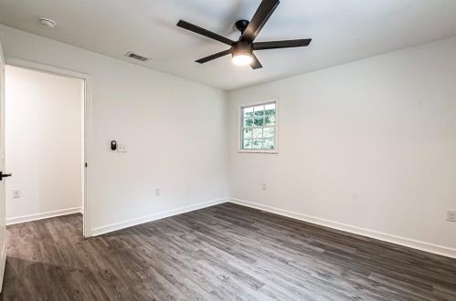 2074 Montrose Dr, Atlanta GA  30344-2355 exterior