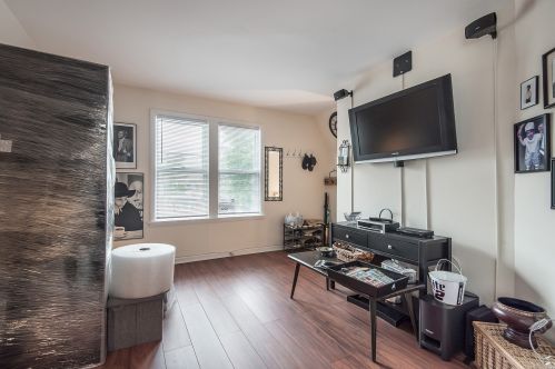 3505 Kilpatrick Ave, Chicago IL 60712-1604 exterior