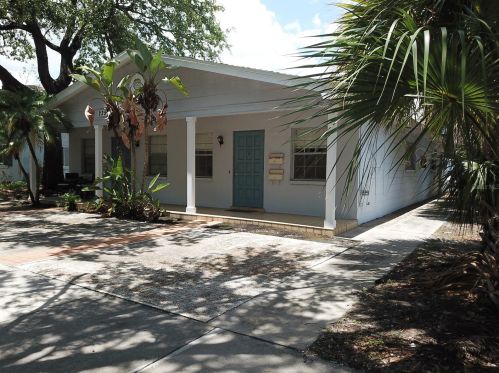 225 Danube Ave, Tampa, FL 33606-3772