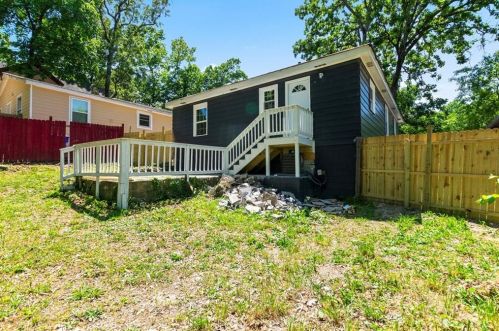 178 Barfield Ave, Atlanta GA 30310-1104 exterior