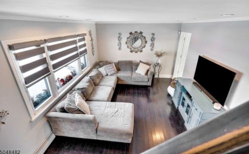 2 Ctr St, Kinnelon NJ 07405-1331 exterior