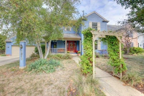 1312 Theodore Dr, Champaign, IL 61821-6016