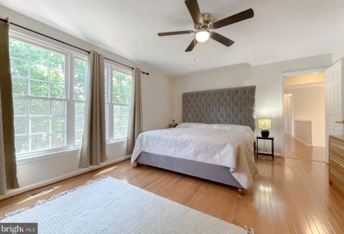 900 Chatsworth Dr, Accokeek MD 20607-2056 exterior