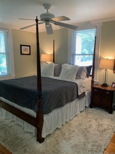 25 Myrtle St, Norwalk CT 06855-1315 exterior