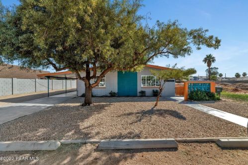 6747 26th Ave, Phoenix AZ  85017-1330 exterior