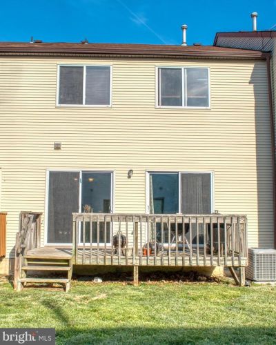 8 Bayleaf Dr, Lumberton Township NJ 08048-4228 exterior