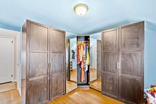 5363 Greenridge Dr, Pittsburgh PA 15236-1723 exterior