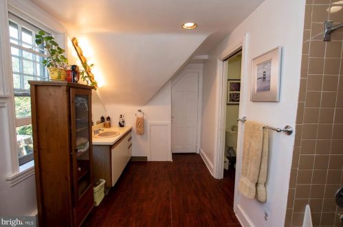 1 West St, Media PA 19063-2614 exterior