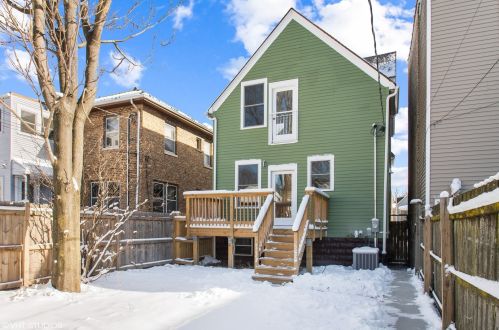 4032 Francisco Ave, Chicago IL 60618-2602 exterior