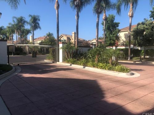 12914 Maxwell Dr, Tustin CA  92782-0917 exterior