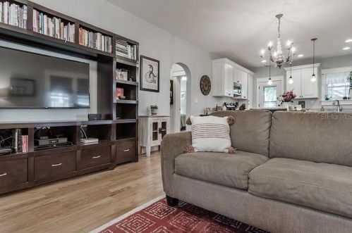 206 Cayuga St, Tampa FL 33603-4166 exterior