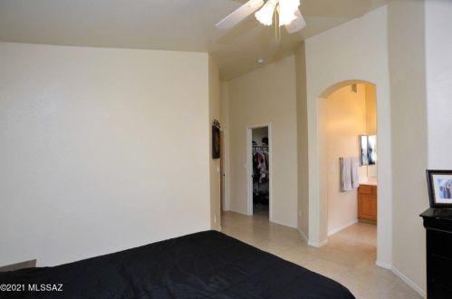 10070 Paseo San Rosendo, Tucson AZ 85747-5044 exterior