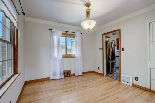 2335 54 St, Milwaukee WI 53219-3352 exterior