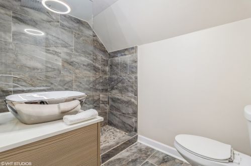 6640 Marshfield Ave, Chicago IL 60636-3302 exterior