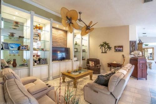 7507 Firenze Ln, Naples FL 34114-2659 exterior